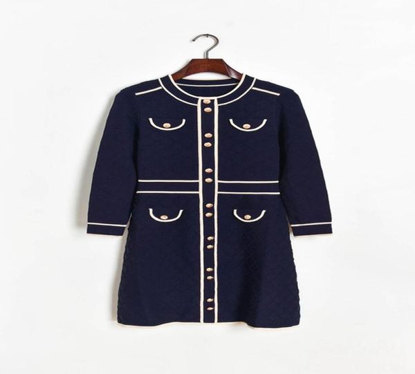1010 2020 brand same style dress short sleeve crew neck womens clothes flora print kint dress above knee luxury fashion dress dl1027120, Black
1010 2020 brand same style dress short sleeve crew neck womens clothes flora print kint dress above knee luxury fashion dress dl1027120, Black
