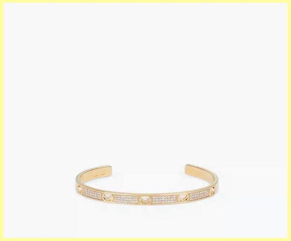 2022 fashion designer bracelet for mens women full diamond gold letters f bracelets gifts womens luxury love bracelets jewelry 2101080294, Black
2022 fashion designer bracelet for mens women full diamond gold letters f bracelets gifts womens luxury love bracelets jewelry 2101080294, Black