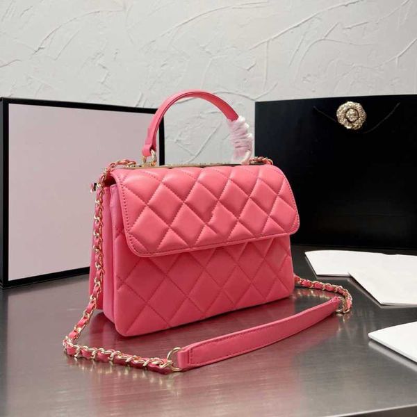 leisure sheepskin trendy diamond lattice portable sheepskin handel chain cross body portable women's bag 23bags
leisure sheepskin trendy diamond lattice portable sheepskin handel chain cross body portable women's bag 23bags