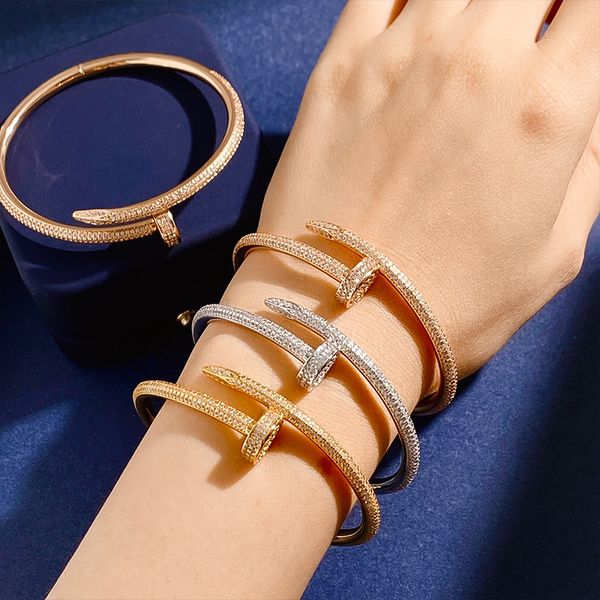 2023 new arrive jewelry full cz love nail bracelet & bangle with crystal for woman gold plated heart forever love bangle jewelry for women, Black
2023 new arrive jewelry full cz love nail bracelet & bangle with crystal for woman gold plated heart forever love bangle jewelry for women, Black