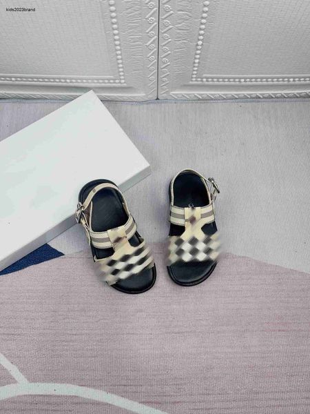 kids sandals girl slippers gradient checkered pattern child casual shoes box packaging children's size 26-35 june25, Black;red
kids sandals girl slippers gradient checkered pattern child casual shoes box packaging children's size 26-35 june25, Black;red