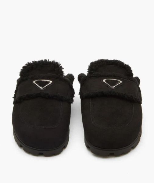desingner winter slipper snow shoes women warm wool flats triangle-logo shearling slippers brown black suede slipper luxury brand designer 3
desingner winter slipper snow shoes women warm wool flats triangle-logo shearling slippers brown black suede slipper luxury brand designer 3
