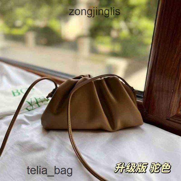 bag hand ladies 2023 women's venetaas leather soft bags handbag classic cloud bottegaas french oblique cross hobo wrinp mzbe
bag hand ladies 2023 women's venetaas leather soft bags handbag classic cloud bottegaas french oblique cross hobo wrinp mzbe