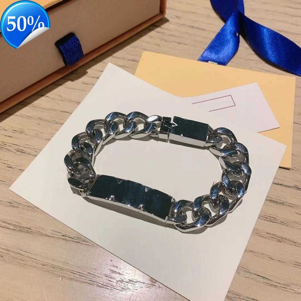 charm bracelets designer silver love bracelet men women gold chain fashion personality hip-hopes 625ess, Golden;silver
charm bracelets designer silver love bracelet men women gold chain fashion personality hip-hopes 625ess, Golden;silver