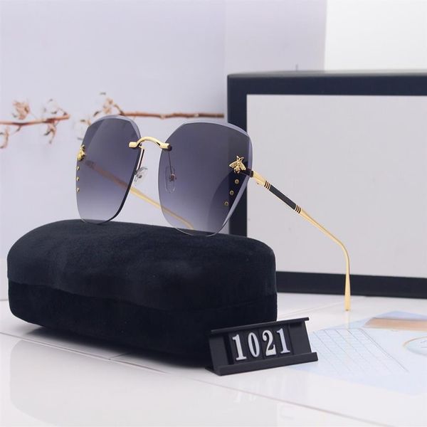 2023 summer little bee rimless sunglasses fashion women sun glasses goggle glass style uv400 6 color option with box296m, White;black
2023 summer little bee rimless sunglasses fashion women sun glasses goggle glass style uv400 6 color option with box296m, White;black