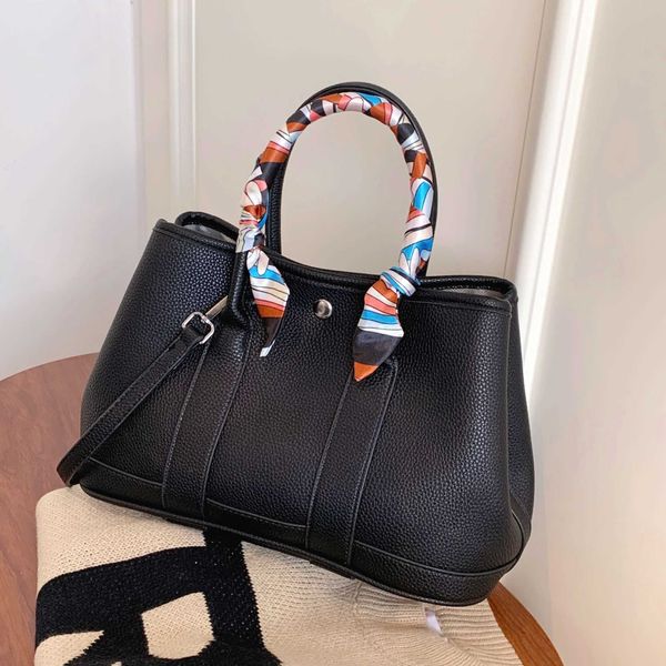 designer h ermes party garden tote bags for sale highgrade womens bag large capacity 2023 new fashion summer messenger handcarried gift moth
designer h ermes party garden tote bags for sale highgrade womens bag large capacity 2023 new fashion summer messenger handcarried gift moth