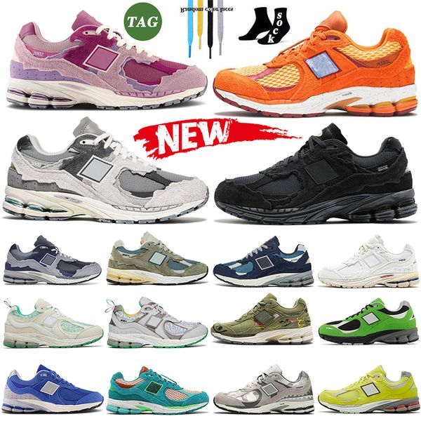 2023 luxury fashion 2002r sneakers designer casual shoes women mens 2002 r protection pack phantom rain on cloud white black lunar new year
2023 luxury fashion 2002r sneakers designer casual shoes women mens 2002 r protection pack phantom rain on cloud white black lunar new year