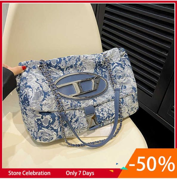 large capacity jacquard cotton tote cloth bag dingdang bag single shoulder crossbody chain wandering bag airport bag mommy bag female bag
large capacity jacquard cotton tote cloth bag dingdang bag single shoulder crossbody chain wandering bag airport bag mommy bag female bag
