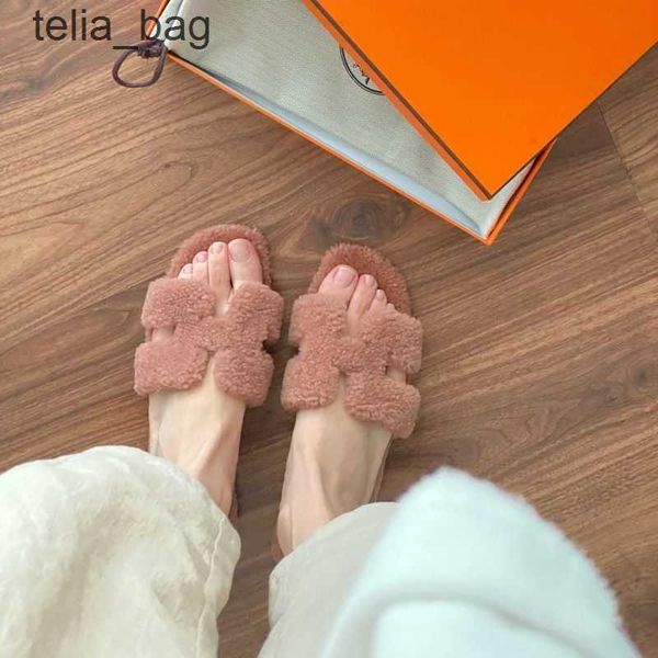 bear winter hermzs oran one-piece furry slippers slippers sandal designer dsigner fur slipper shoes summer fur and autumn women wear flat bo
bear winter hermzs oran one-piece furry slippers slippers sandal designer dsigner fur slipper shoes summer fur and autumn women wear flat bo