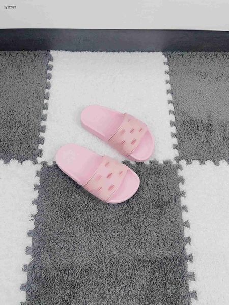 23ss designer slides fashion kids sandals logo hollow out design baby slippers size 26-35 summer child shoes box packaging june25, Black;grey
23ss designer slides fashion kids sandals logo hollow out design baby slippers size 26-35 summer child shoes box packaging june25, Black;grey