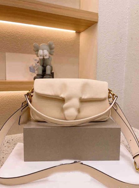 clouds bags luxury design pleated tote ruched single shoulder package strap clutch leather party handbag crossbody female purses fashion goe
clouds bags luxury design pleated tote ruched single shoulder package strap clutch leather party handbag crossbody female purses fashion goe