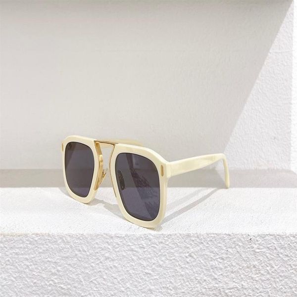 0103 mens sunglasses for women men sun glasses fashion style protects eyes uv400 lens with case306c, White;black
0103 mens sunglasses for women men sun glasses fashion style protects eyes uv400 lens with case306c, White;black