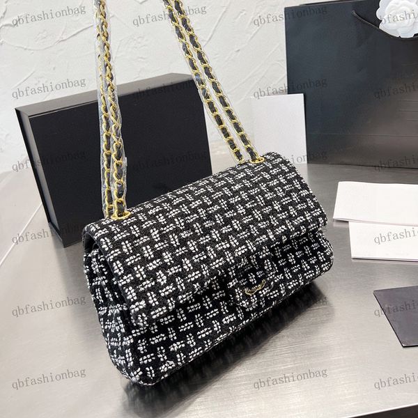 stylish womens shoulder bag wool tweed clamshell sewn luxury handbag gold hardware metal matelasse chain crossbody bag fashion paris purse m
stylish womens shoulder bag wool tweed clamshell sewn luxury handbag gold hardware metal matelasse chain crossbody bag fashion paris purse m