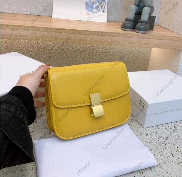 bags triomphe smooth cowhide women teen cuir handbag golden chain shopping bags lady wallet 18cm 22cm 23bags
bags triomphe smooth cowhide women teen cuir handbag golden chain shopping bags lady wallet 18cm 22cm 23bags