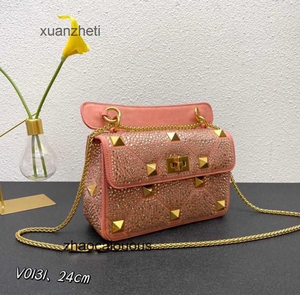handbag embedding valentins rivet bags women luxurys crystal designer diamond new shiny fashion handheld shoulder crossbody women's cha
handbag embedding valentins rivet bags women luxurys crystal designer diamond new shiny fashion handheld shoulder crossbody women's cha
