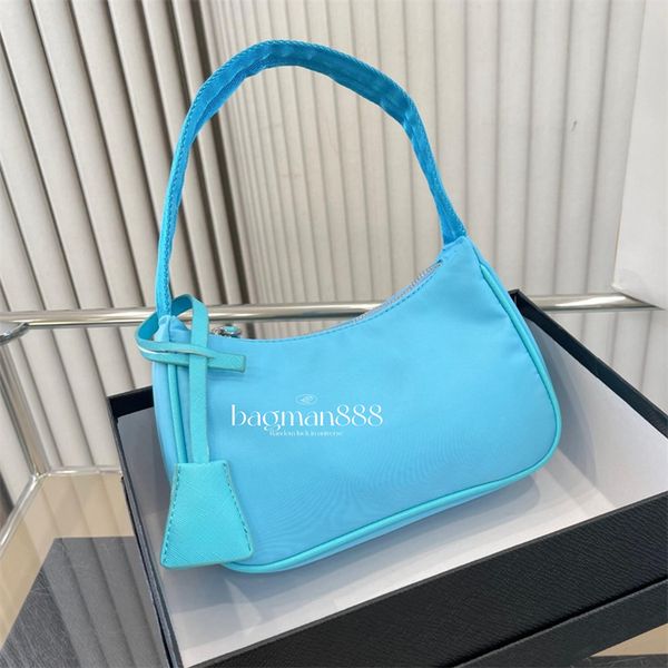 2023 luxurious fashion re edition nylon designer bag underarm bag waterproof canvas chain womens luxury handbag totes fashion clutch designe
2023 luxurious fashion re edition nylon designer bag underarm bag waterproof canvas chain womens luxury handbag totes fashion clutch designe