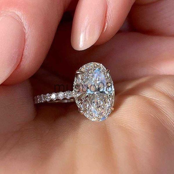band rings huitan oval finger ring band dazzling brilliant cz stone four prong setting classic wedding anniversary gift for wife girlfriend, Silver
band rings huitan oval finger ring band dazzling brilliant cz stone four prong setting classic wedding anniversary gift for wife girlfriend, Silver