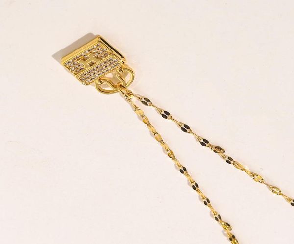 luxury fashion women designer necklace choker chain crystal 18k gold plated stainless steel letter pendants necklaces statement we1984745, Silver
luxury fashion women designer necklace choker chain crystal 18k gold plated stainless steel letter pendants necklaces statement we1984745, Silver