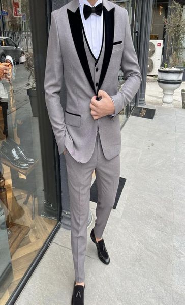 gray wedding tuxedos formal wedding men suits new three piece notched lapel custom made business groom jacket pants vest2105597, Black;gray
gray wedding tuxedos formal wedding men suits new three piece notched lapel custom made business groom jacket pants vest2105597, Black;gray