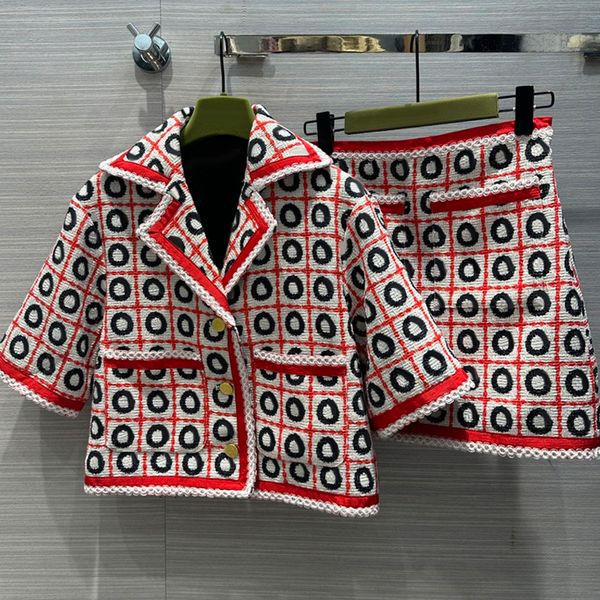 8.17 vintage temperament letter plaid short tweed jacket + mini skirt women's 2 piece sets, White
8.17 vintage temperament letter plaid short tweed jacket + mini skirt women's 2 piece sets, White