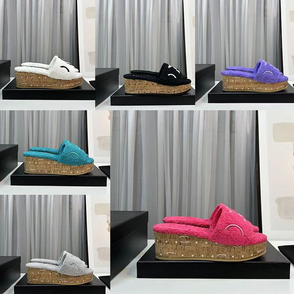 2023 women wool slides warm comfort slippers luxury designer fur fluffy furry warm classic high-heeled sandals lady comfortable wedge slippe, Black
2023 women wool slides warm comfort slippers luxury designer fur fluffy furry warm classic high-heeled sandals lady comfortable wedge slippe, Black