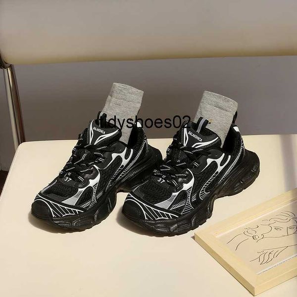 balenciga shoes family black diamond bomb street thick sole spring new heavy metal texture carbon black sneakers
balenciga shoes family black diamond bomb street thick sole spring new heavy metal texture carbon black sneakers