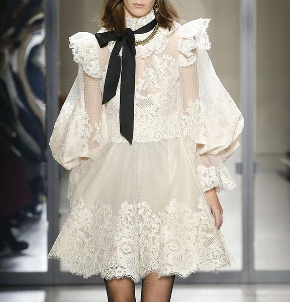 lian tide brand spring and autumn new stand-up collar lace long-sleeved high-waist perspective bow dress7143738, Black
lian tide brand spring and autumn new stand-up collar lace long-sleeved high-waist perspective bow dress7143738, Black