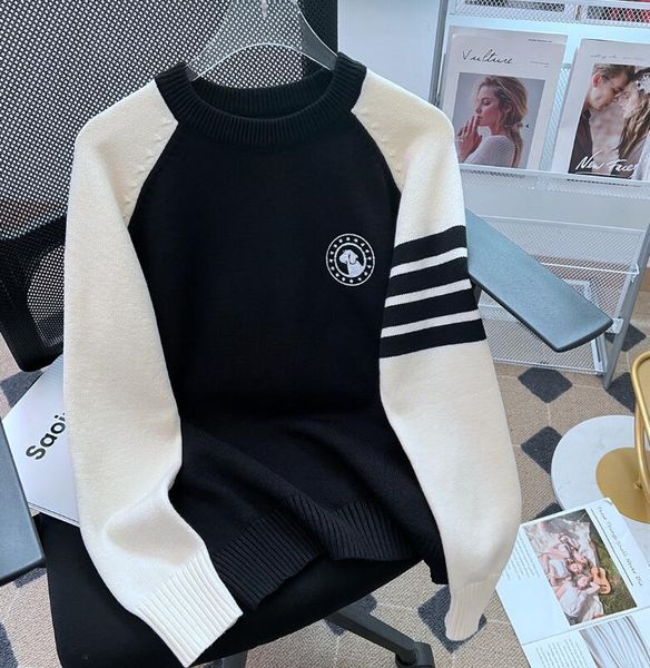women's sweaters 2023 autumn/winter new knitwear color matching pullover sweater women's thickened women's sweater, White;black
women's sweaters 2023 autumn/winter new knitwear color matching pullover sweater women's thickened women's sweater, White;black