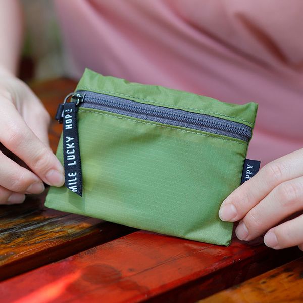 10pcs coin purses women nylon plain square ear line waterproof protable short wallet mix color, Red;black
10pcs coin purses women nylon plain square ear line waterproof protable short wallet mix color, Red;black