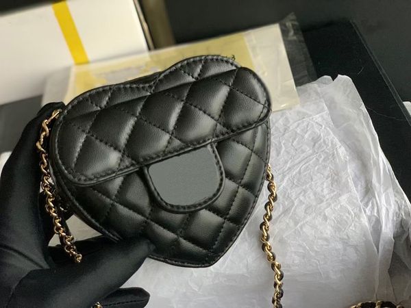 10a super original quality lambskin chain cardioid shoulder bag real leather women handbags fashion ladies handle tote clutch luxurys design
10a super original quality lambskin chain cardioid shoulder bag real leather women handbags fashion ladies handle tote clutch luxurys design