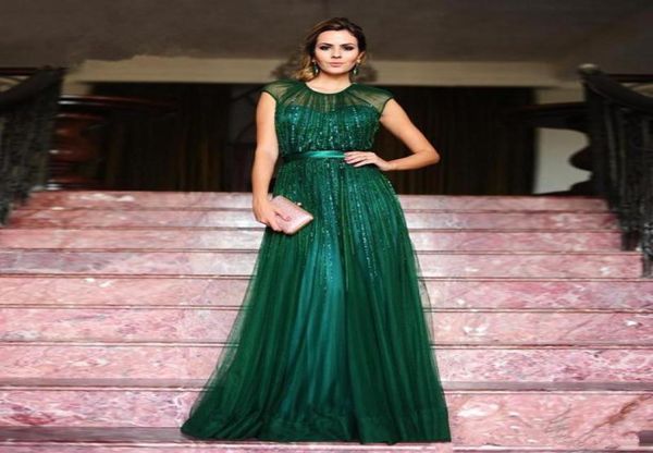 2017 emerald green jewel neck tulle long evening dress with slim sash cap sleeve floor length mother dress formal wear7926706, Black;red
2017 emerald green jewel neck tulle long evening dress with slim sash cap sleeve floor length mother dress formal wear7926706, Black;red