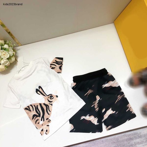 child tracksuits designer baby clothes kids suits size 90-150 cm 2pcs animal printed round neck t-shirt and lace up shorts june25, White
child tracksuits designer baby clothes kids suits size 90-150 cm 2pcs animal printed round neck t-shirt and lace up shorts june25, White