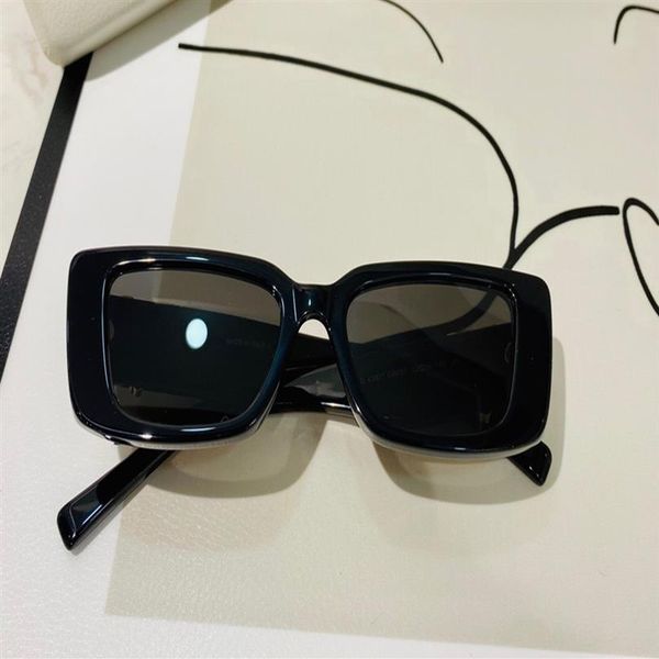 4382 new fashion women's sunglasses charming round frame simple -selling style uv400 protection eyewea2944, White;black
4382 new fashion women's sunglasses charming round frame simple -selling style uv400 protection eyewea2944, White;black