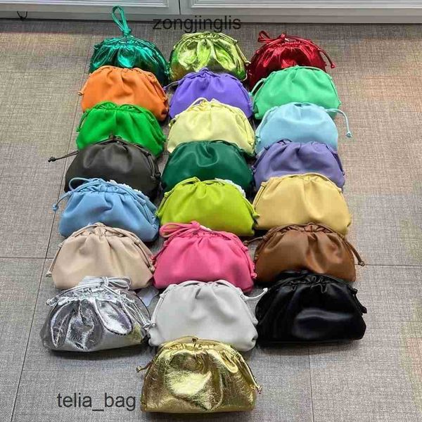 pouch venetaas bags designer bag summer 2023 bottegaas dumpling same hand cloud versatile leather women's one shoulder rt9a
pouch venetaas bags designer bag summer 2023 bottegaas dumpling same hand cloud versatile leather women's one shoulder rt9a