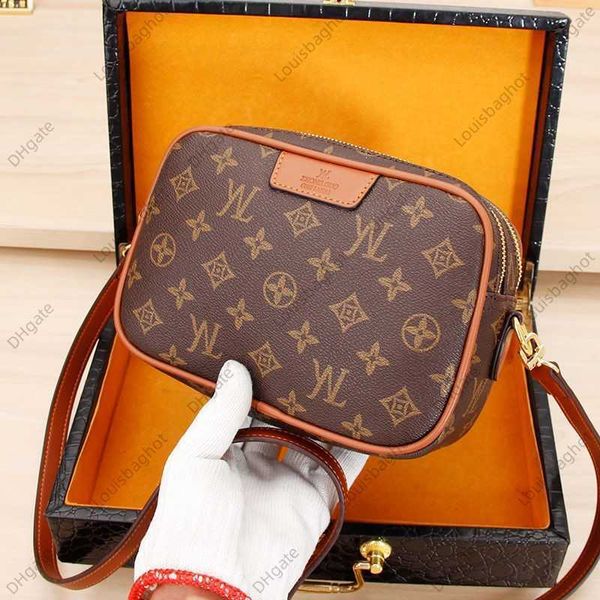 special women's bag fashion genuine leather old flower bag versatile double layer large capacity wide shoulder strap crossbody bag sing
special women's bag fashion genuine leather old flower bag versatile double layer large capacity wide shoulder strap crossbody bag sing
