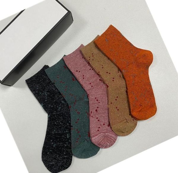 2022 designer mens womens socks letter printed tiger wolf head sock embroidery cotton man five pair luxe sports winter mesh style7105045, Black
2022 designer mens womens socks letter printed tiger wolf head sock embroidery cotton man five pair luxe sports winter mesh style7105045, Black