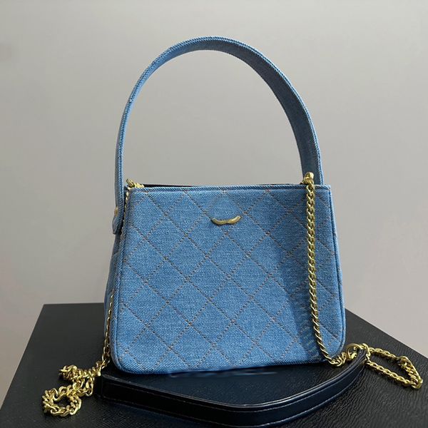 designer womens underarm bag denim bag leather diamond gold hardware metal buckle luxury handbag matelasse chain diagonal bags mobile phone
designer womens underarm bag denim bag leather diamond gold hardware metal buckle luxury handbag matelasse chain diagonal bags mobile phone