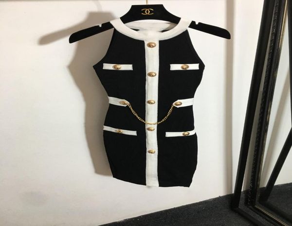 2021 autumn blackwhite sleeveless dress designer metal buttons chain bodycon knitting dresses womens vestidos de festa 811037910766, Black
2021 autumn blackwhite sleeveless dress designer metal buttons chain bodycon knitting dresses womens vestidos de festa 811037910766, Black
