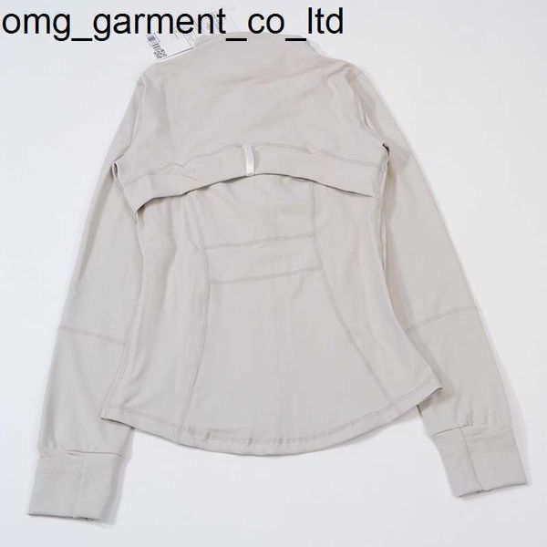 ll-008 women athletic define sports jacket 2023 new long sleeve with pockets thumbholes lightweight running track gym yoga jacket pullover, Black
ll-008 women athletic define sports jacket 2023 new long sleeve with pockets thumbholes lightweight running track gym yoga jacket pullover, Black