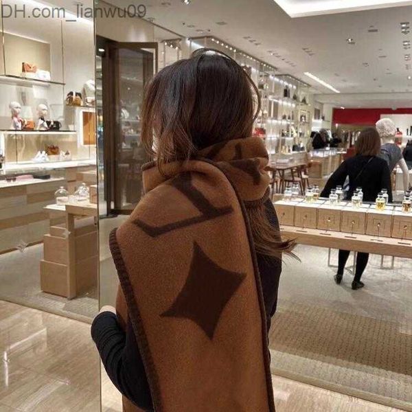 scarves 2023 new arrived brand men scarf cashmere winter scarves long size male warmer women's printing l f v g letter wool bufanda aaa, Blue;gray
scarves 2023 new arrived brand men scarf cashmere winter scarves long size male warmer women's printing l f v g letter wool bufanda aaa, Blue;gray