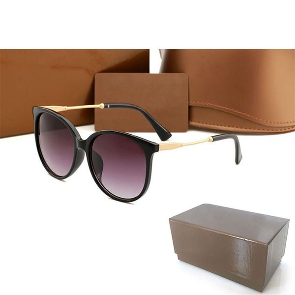 designer womans sunglasses 1719 luxury mens sun glasses uv protection men eyeglass gradient metal hinge fashion women327w, White;black
designer womans sunglasses 1719 luxury mens sun glasses uv protection men eyeglass gradient metal hinge fashion women327w, White;black