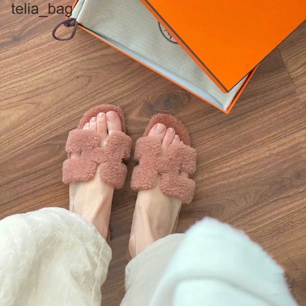 slippers hermzs slipper furry mop bear shoes sandal designer oran winter dsigner emma teddy bear fur one word for women 2023 color matching
slippers hermzs slipper furry mop bear shoes sandal designer oran winter dsigner emma teddy bear fur one word for women 2023 color matching