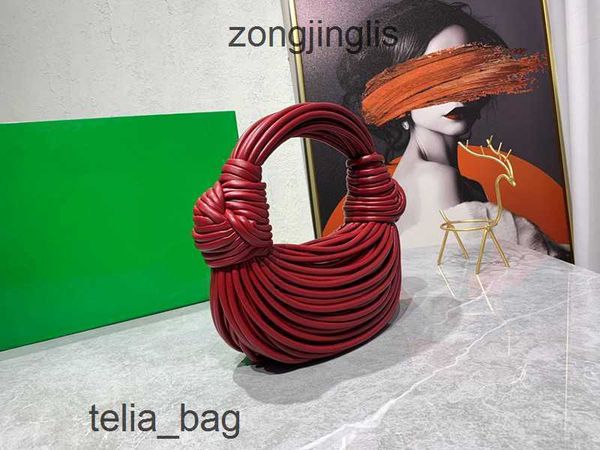 hand ladies women's classic venetaas bag bags bottegaas shoulder knotted designer noodle 2023 bread single double dumpling knotted high
hand ladies women's classic venetaas bag bags bottegaas shoulder knotted designer noodle 2023 bread single double dumpling knotted high