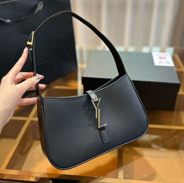 2023 luxury cleo handbag bag underarm bag for women's men tote crossbody bag shoulder tote genuine leather hobo vagrant bag designer ba
2023 luxury cleo handbag bag underarm bag for women's men tote crossbody bag shoulder tote genuine leather hobo vagrant bag designer ba