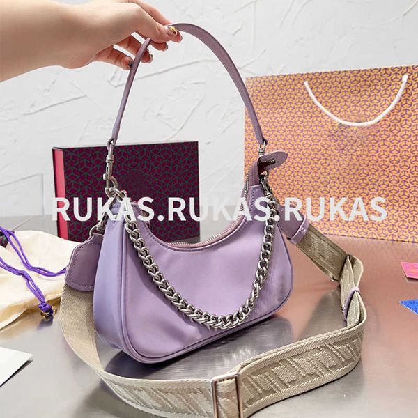 fashion underarm bag wide single strap single shoulder crossbody bag luxury nylon cloth all-in-one large capacity crescent bag three-in-one
fashion underarm bag wide single strap single shoulder crossbody bag luxury nylon cloth all-in-one large capacity crescent bag three-in-one