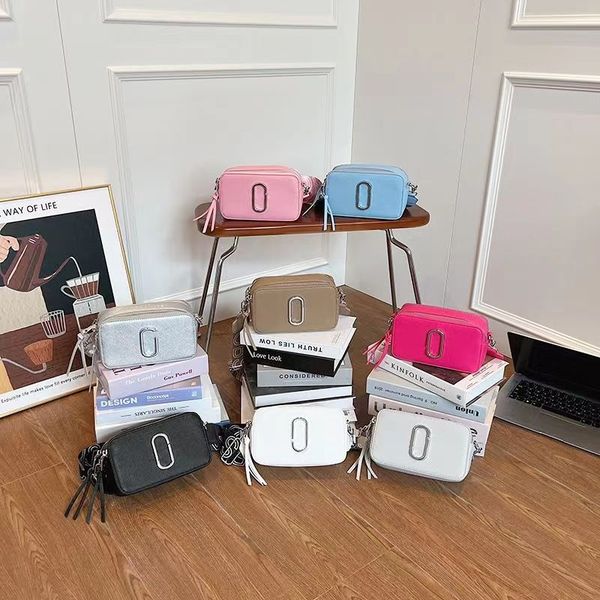 designer bag snapsnew solid color all-lap skew bag shoulder bag skew camera ladies leather italic flash with purse grey bag
designer bag snapsnew solid color all-lap skew bag shoulder bag skew camera ladies leather italic flash with purse grey bag