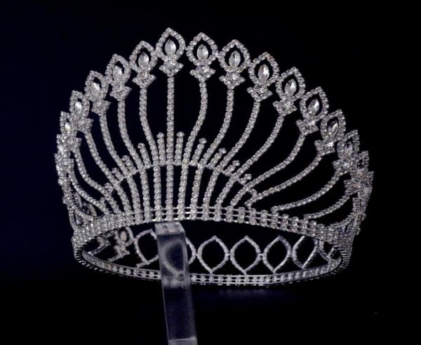 large tiaras full round circle for miss beauty pageant contest crown auatrian rhinestone crystal hair accessories for party shows 1448870, White;golden
large tiaras full round circle for miss beauty pageant contest crown auatrian rhinestone crystal hair accessories for party shows 1448870, White;golden