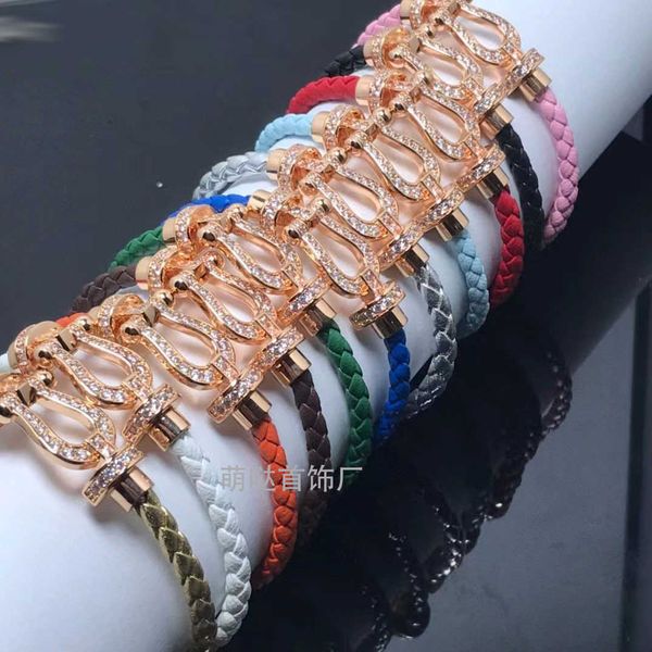 designer bracelet luxury freds freds's bracelet 18kforce10 rose colored gold horseshoe 8-point buckle full diamond men's and women, Golden;silver
designer bracelet luxury freds freds's bracelet 18kforce10 rose colored gold horseshoe 8-point buckle full diamond men's and women, Golden;silver