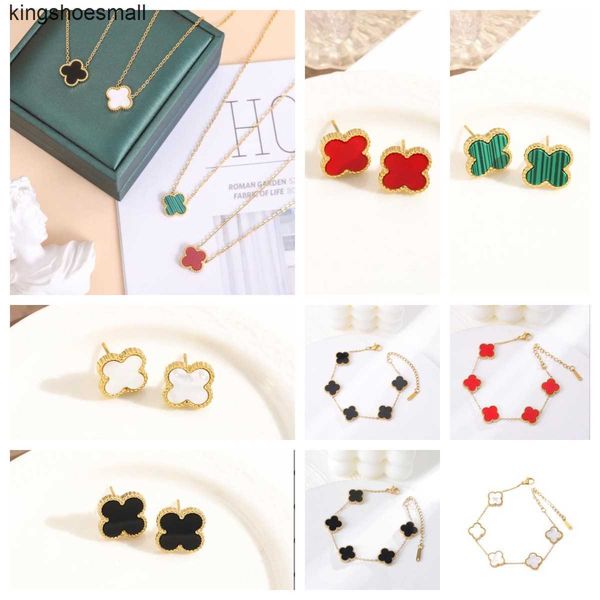 fashion luxury four leaf clover necklace designer jewelry set pendant necklaces bracelet stud earring gold silver mother of pearl flower nec
fashion luxury four leaf clover necklace designer jewelry set pendant necklaces bracelet stud earring gold silver mother of pearl flower nec