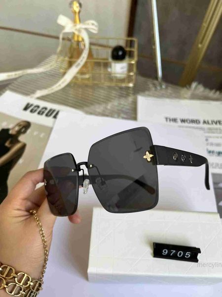 2023 designer luis vitons sunglasses four leaf grass women frameless new fashion trend net red same uv resistant nylon women louiseitys, White;black
2023 designer luis vitons sunglasses four leaf grass women frameless new fashion trend net red same uv resistant nylon women louiseitys, White;black